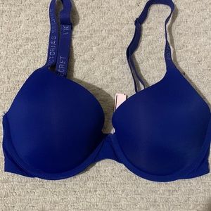Victoria’s Secret T-Shirt Push-Up Full Coverage Bra